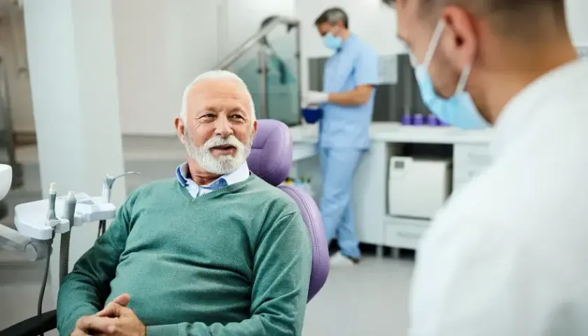 Jak zwracać się do dentysty? Savoir-vivre w gabinecie